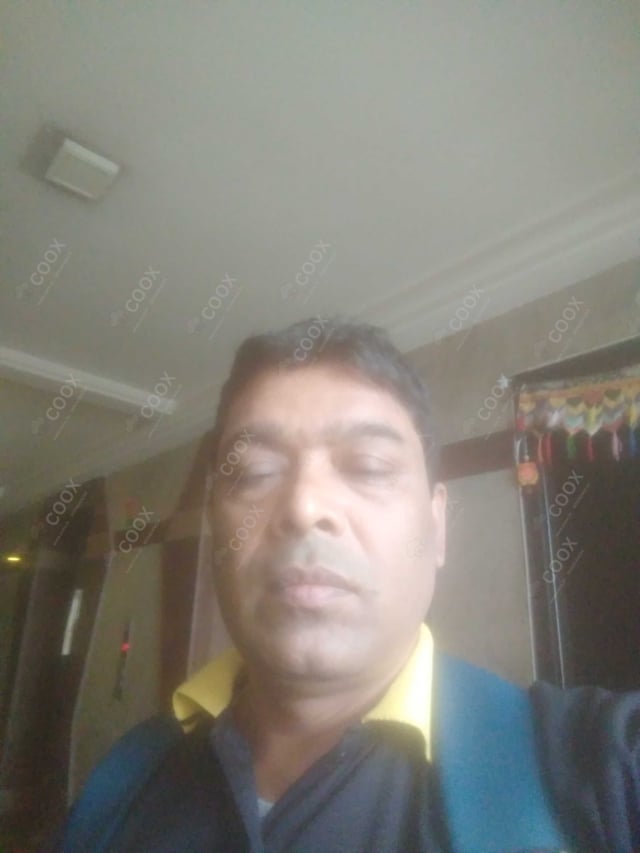 Chef from COOX at bookings. Professional cooks chefs at home