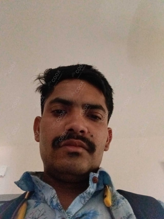 Chef from COOX at bookings. Professional cooks chefs at home