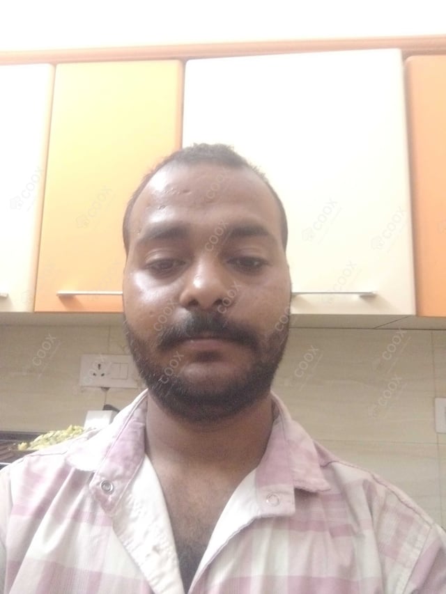 Chef from COOX at bookings. Professional cooks chefs at home