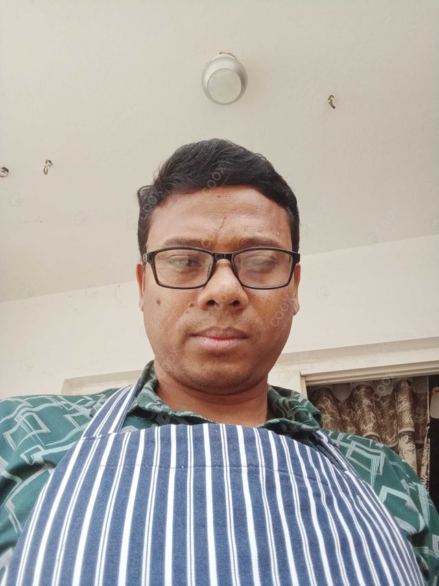 Chef from COOX at bookings. Professional cooks chefs at home