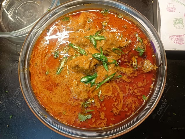 Delicious Green Thai Chicken Curry prepared by COOX