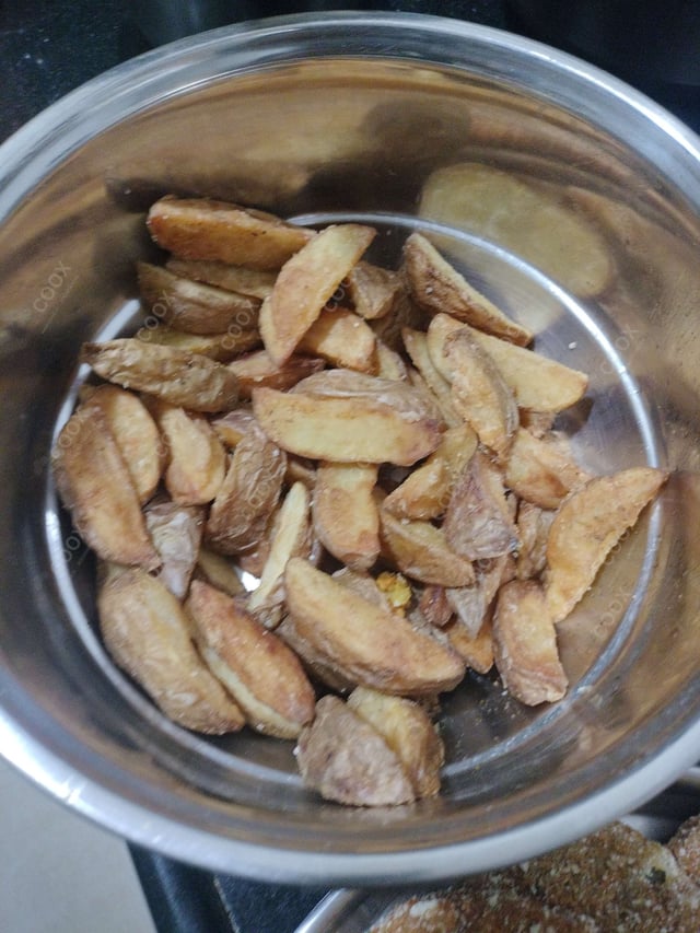 Delicious Potato Wedges prepared by COOX