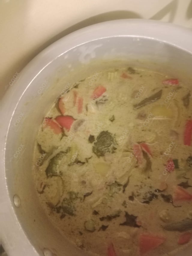 Delicious Green Thai Curry prepared by COOX