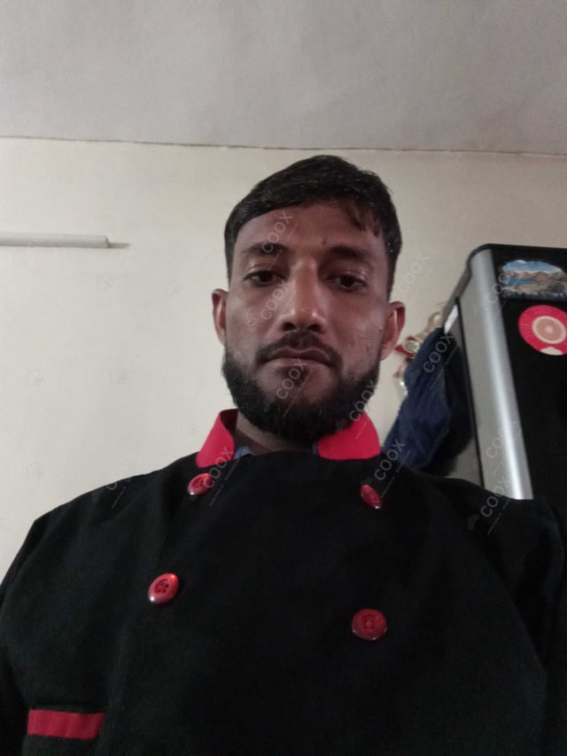 Chef from COOX at bookings. Professional cooks chefs at home