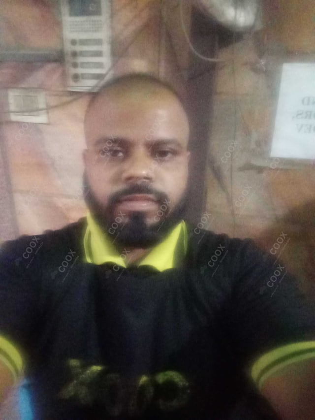 Chef from COOX at bookings. Professional cooks chefs at home