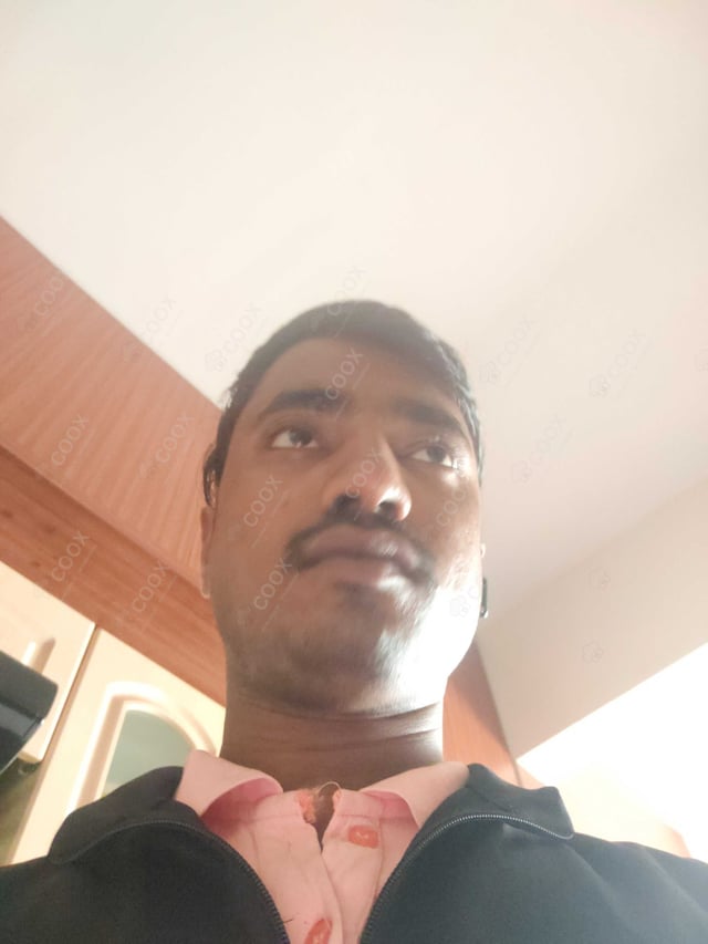 Chef from COOX at bookings. Professional cooks chefs at home