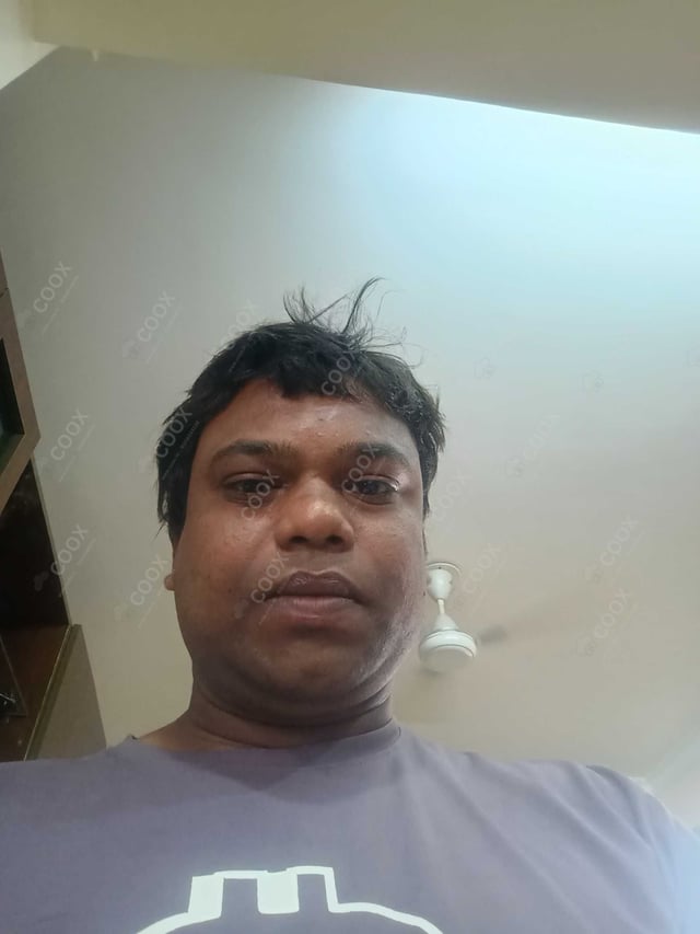 Chef from COOX at bookings. Professional cooks chefs at home