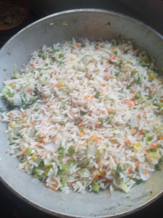 Delicious Veg Fried Rice prepared by COOX