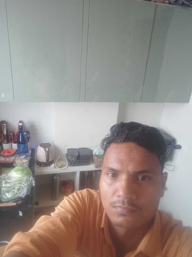 Chef from COOX at bookings. Professional cooks chefs at home