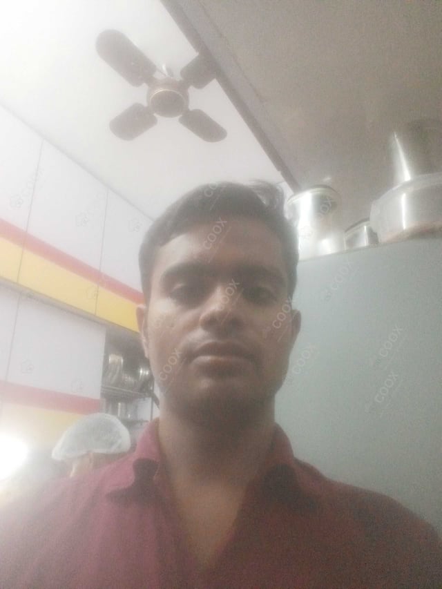 Chef from COOX at bookings. Professional cooks chefs at home
