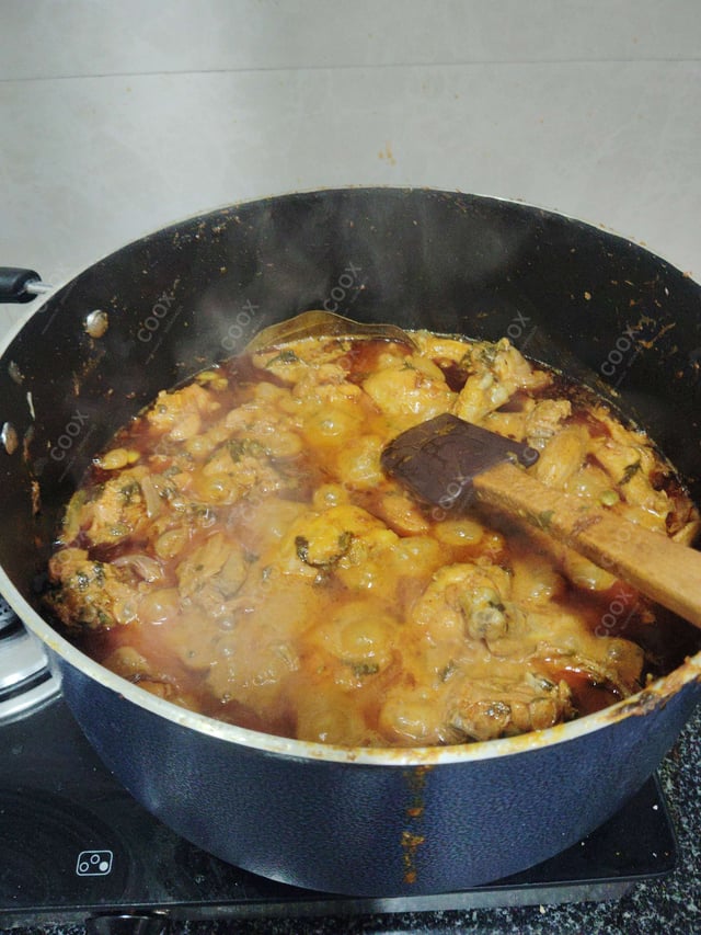Delicious Chicken Biryani prepared by COOX