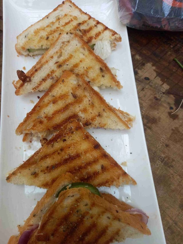Delicious Sandwich prepared by COOX
