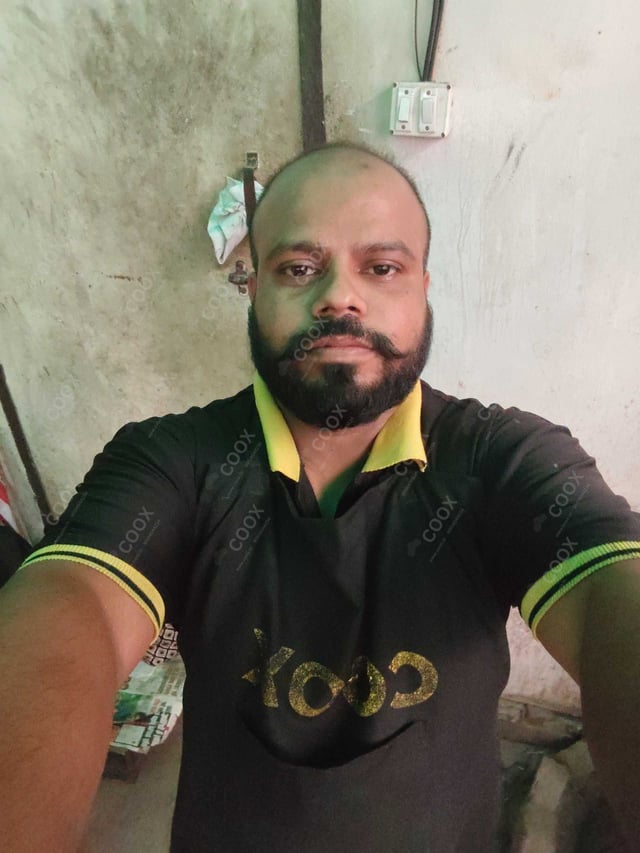 Chef from COOX at bookings. Professional cooks chefs at home