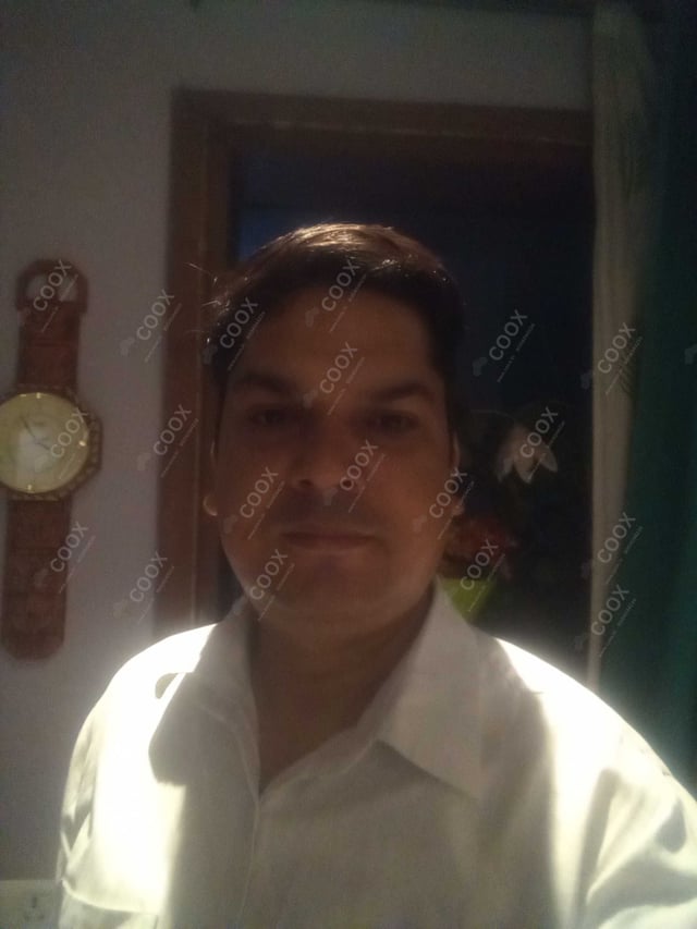 Chef from COOX at bookings. Professional cooks chefs at home