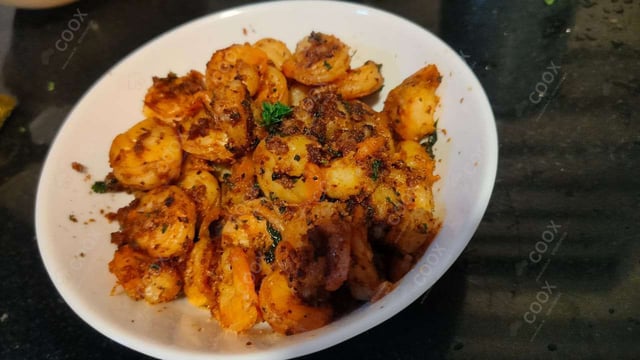 Delicious Butter Garlic Prawns prepared by COOX