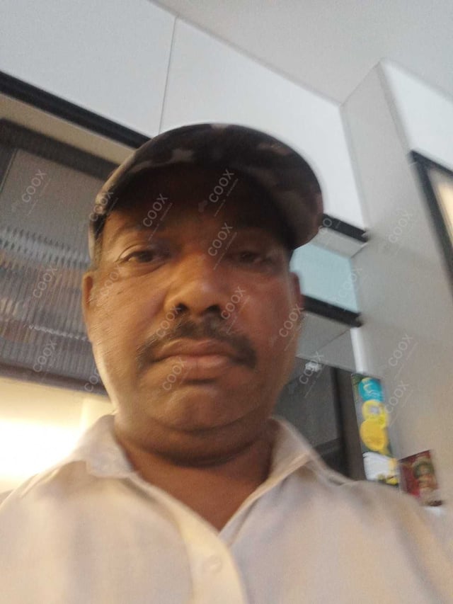 Chef from COOX at bookings. Professional cooks chefs at home
