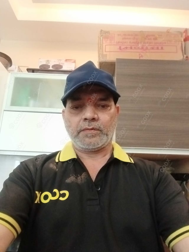 Chef from COOX at bookings. Professional cooks chefs at home