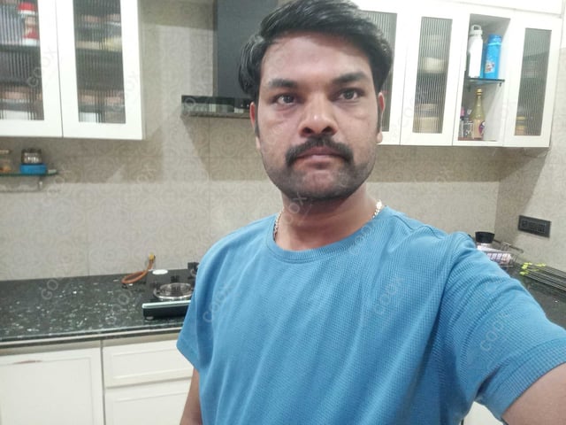 Chef from COOX at bookings. Professional cooks chefs at home