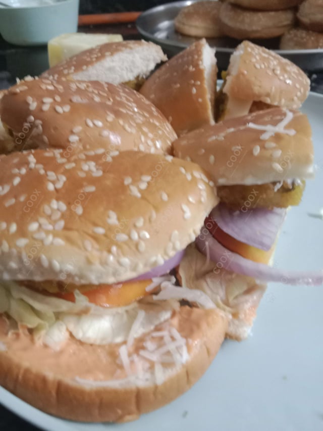 Delicious Mini Veg Burgers prepared by COOX