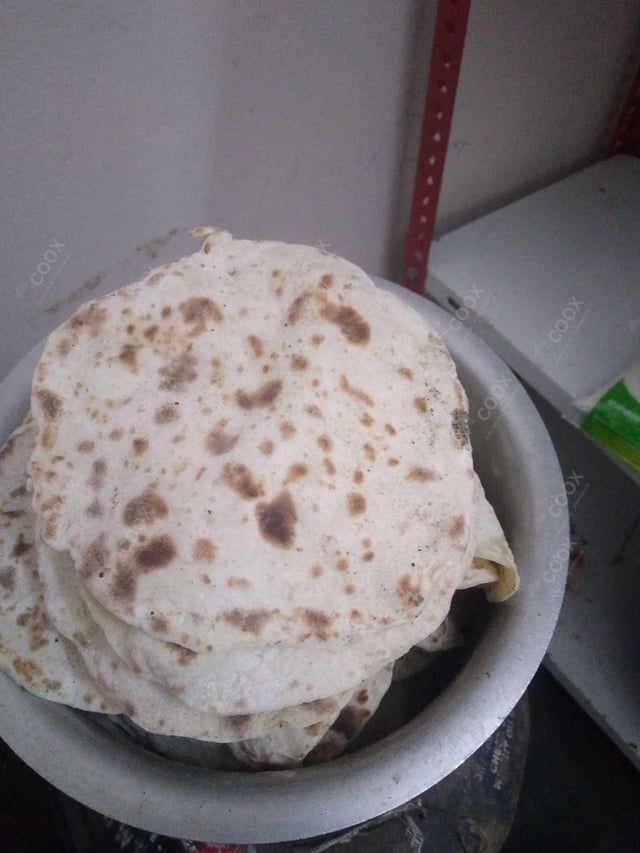 Delicious Pita Breads prepared by COOX