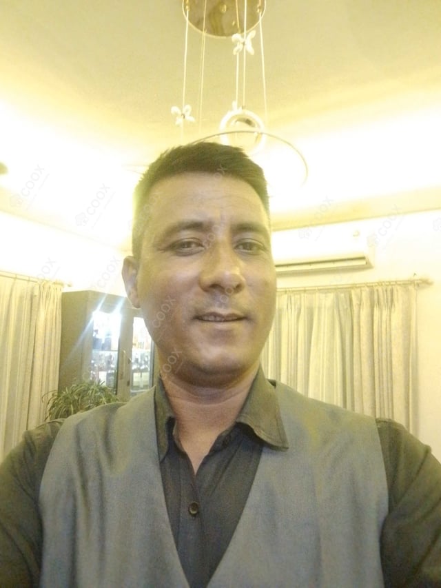 Chef from COOX at bookings. Professional cooks chefs at home