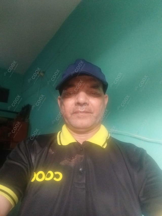 Chef from COOX at bookings. Professional cooks chefs at home