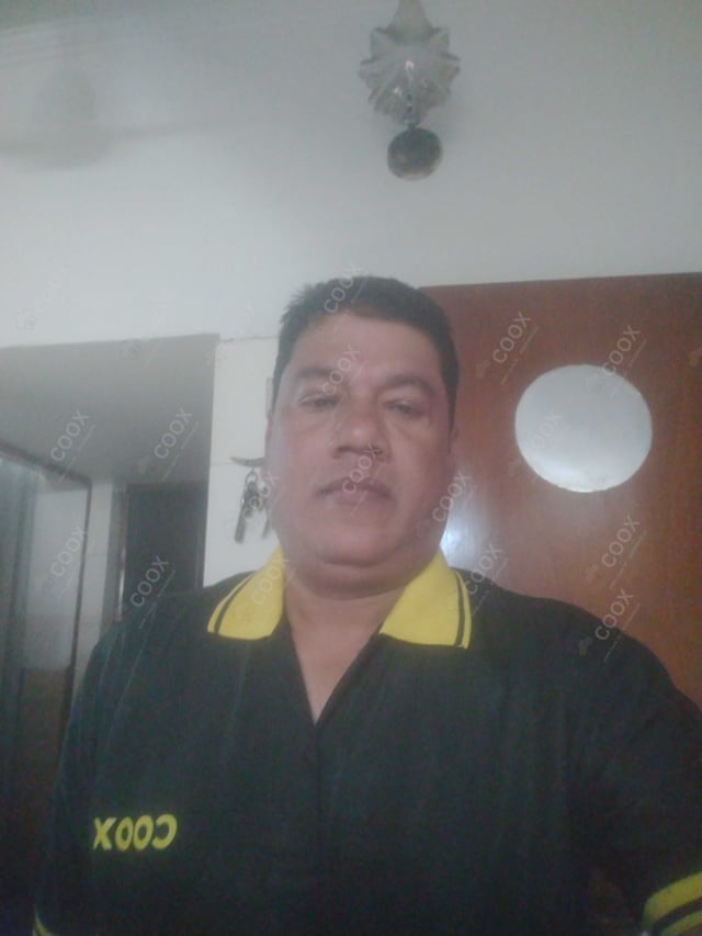 Chef from COOX at bookings. Professional cooks chefs at home