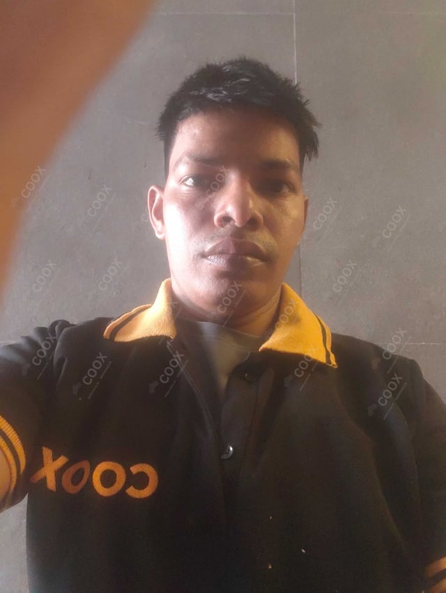 Chef from COOX at bookings. Professional cooks chefs at home
