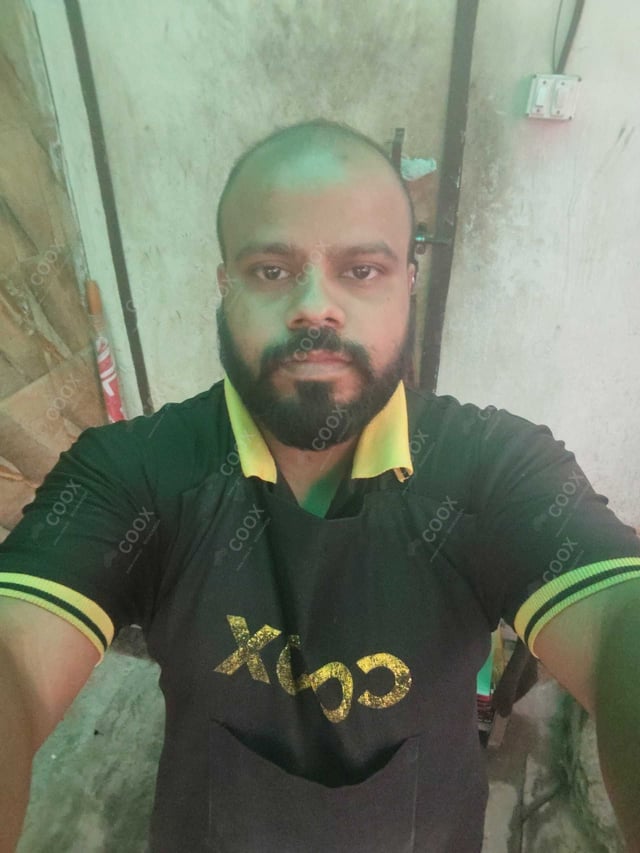 Chef from COOX at bookings. Professional cooks chefs at home