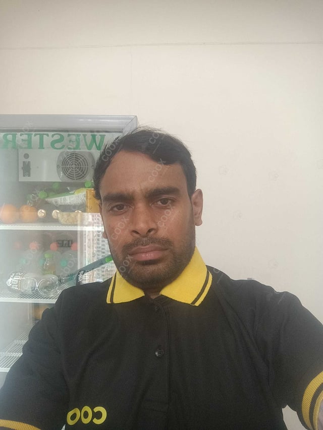 Chef from COOX at bookings. Professional cooks chefs at home