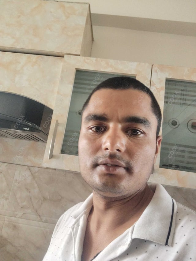 Chef from COOX at bookings. Professional cooks chefs at home