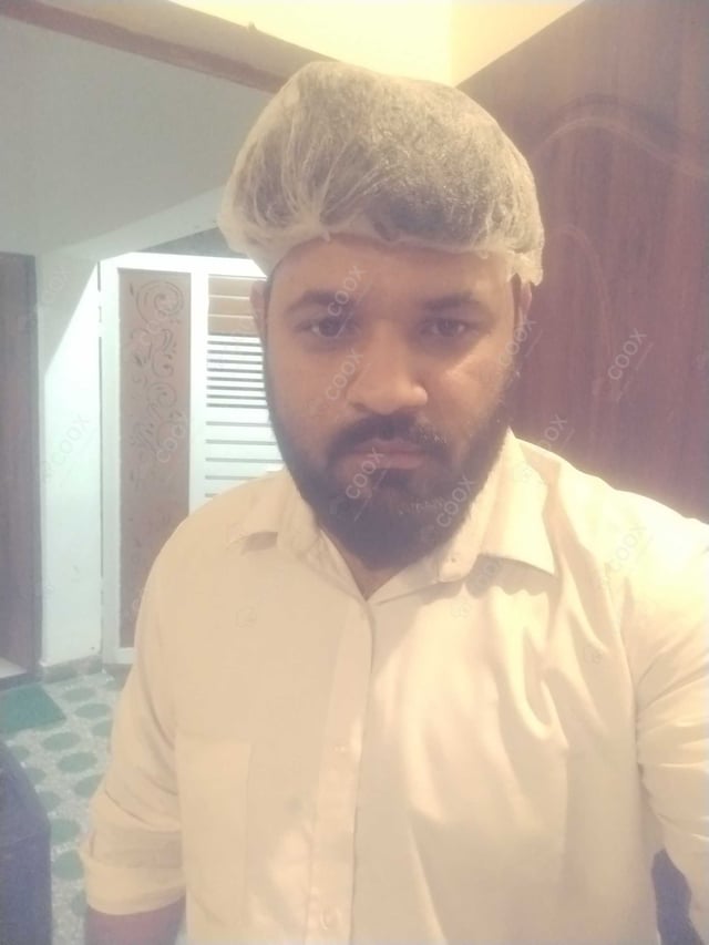 Chef from COOX at bookings. Professional cooks chefs at home