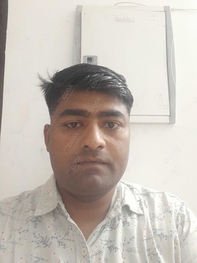 Chef from COOX at bookings. Professional cooks chefs at home