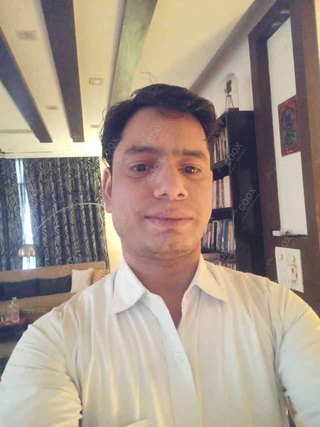 Chef from COOX at bookings. Professional cooks chefs at home