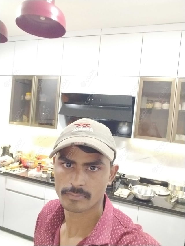 Chef from COOX at bookings. Professional cooks chefs at home