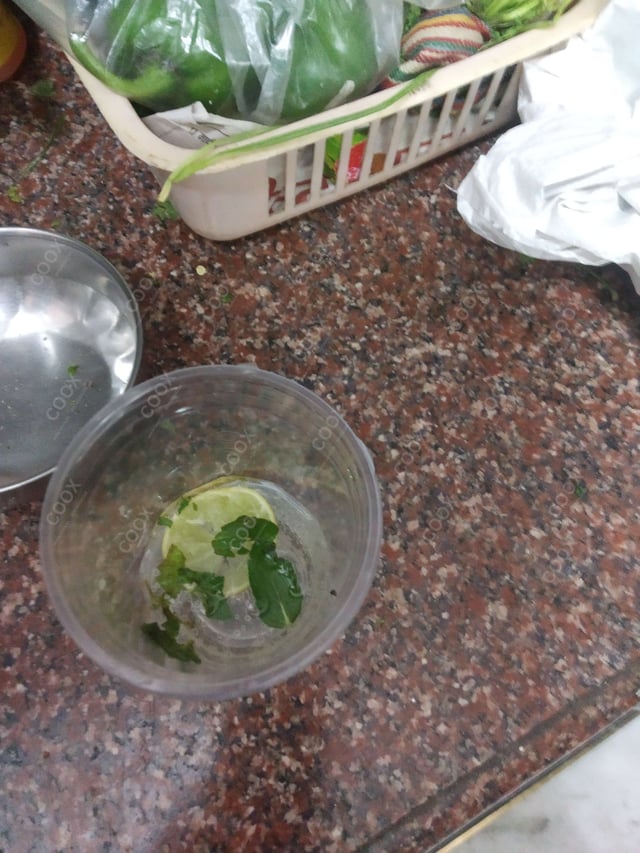 Delicious Virgin Mojito prepared by COOX
